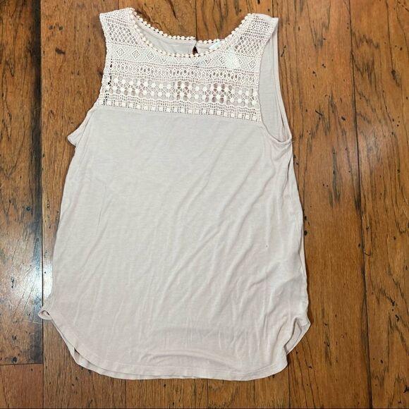 H&M beige tank top with crochet detail, size xs - Picture 1 of 5